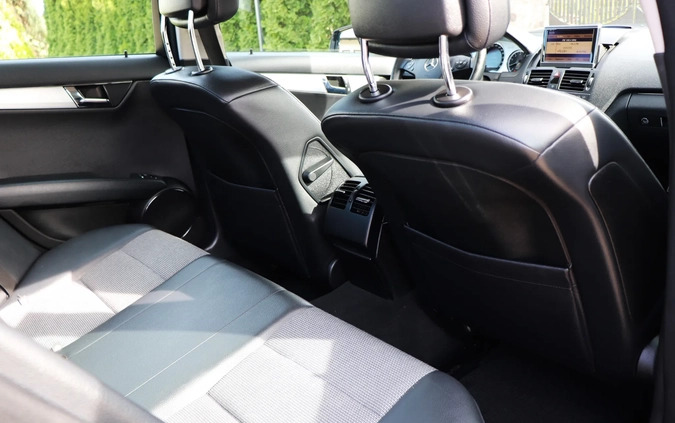 Mercedes-Benz Klasa C cena 36900 przebieg: 231000, rok produkcji 2008 z Borek Wielkopolski małe 379